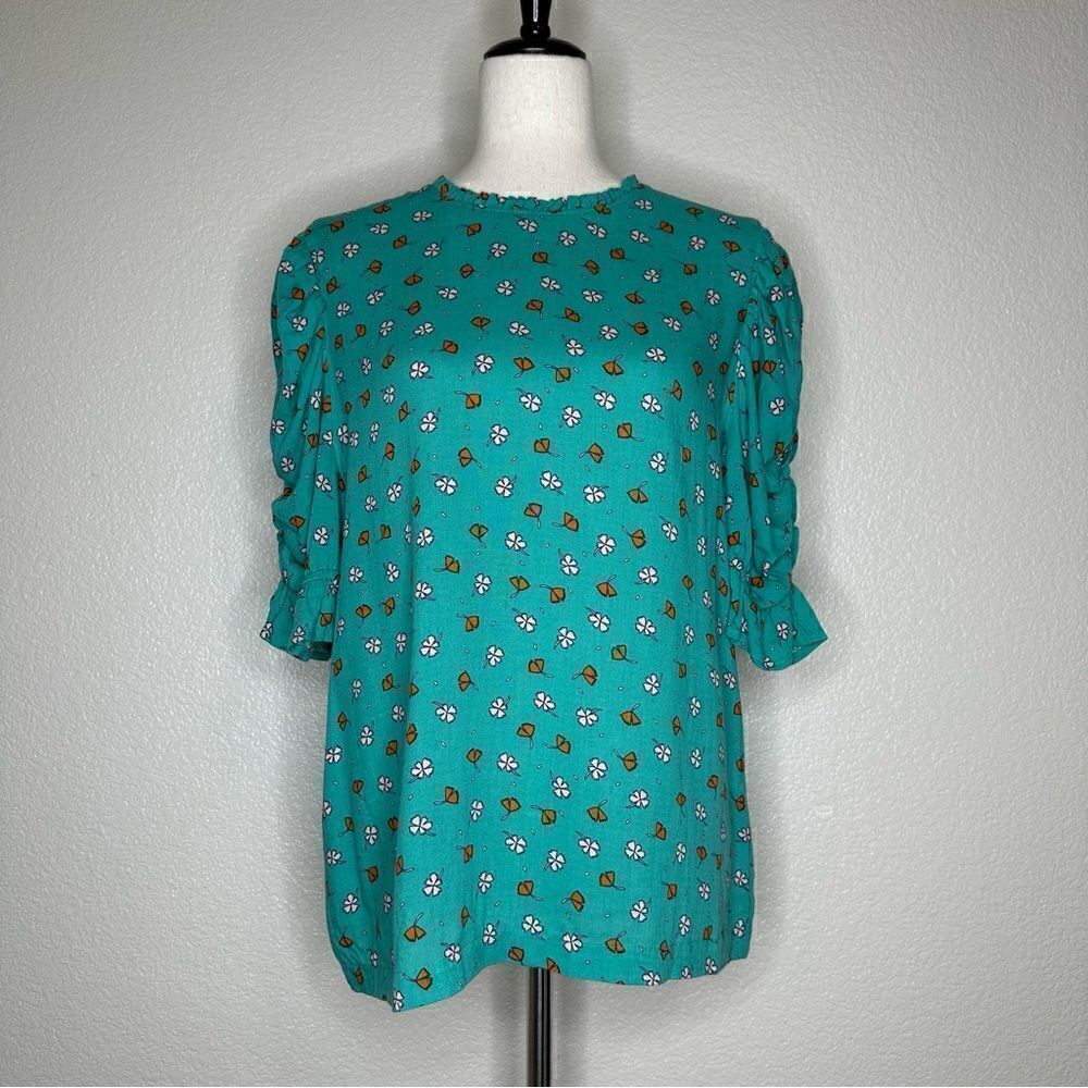 NWOT a.n.a Green Linen Lyocell Blend Floral Ruffle Sleeves Top